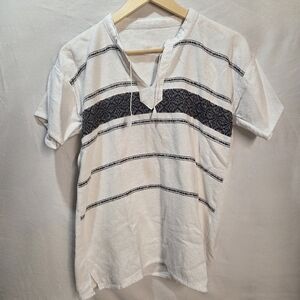 Mens Cotton Knit Beach Vacation Tee Shirt Black & White Woven With Neck Tassles